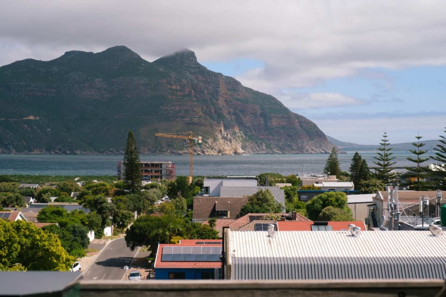 2 Bedroom Property for Sale in Hout Bay Western Cape